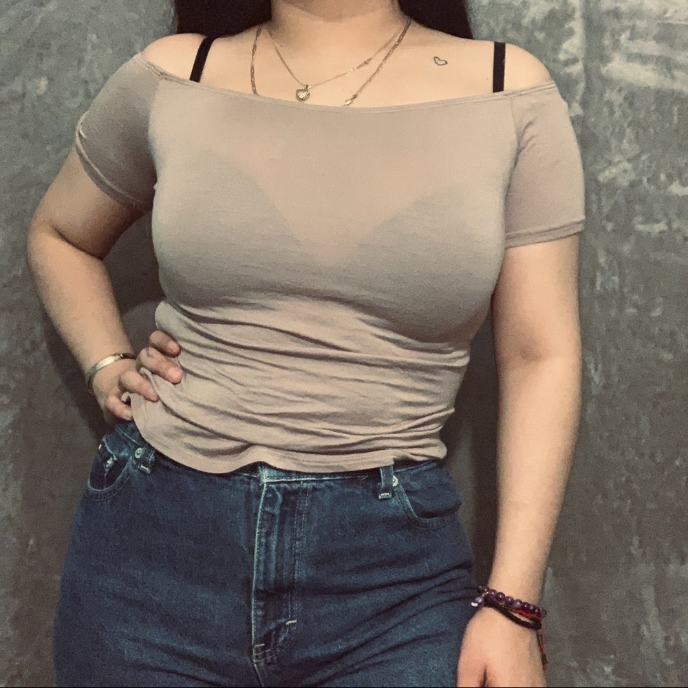 🌿10 for $10 // light brown off the shoulder top